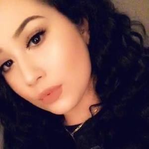 Meet your Posher, Evelyn